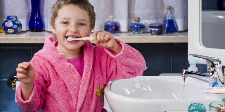 Bebés y niños, cómo debe ser su baño