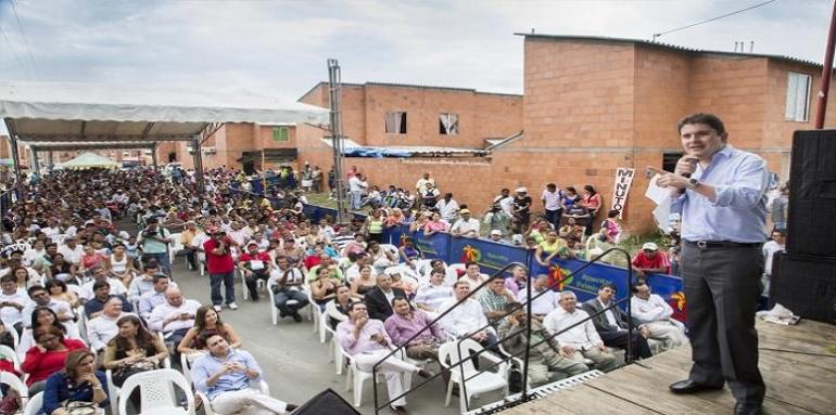 Estafadores quieren sacar provecho del programa de vivienda gratuita